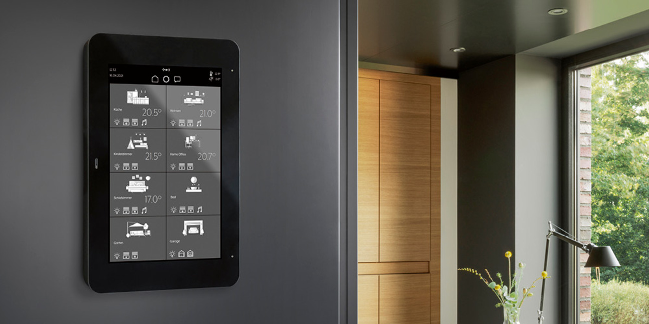 JUNG Smart Panel 8 bei Wumar-Elektro GmbH in Griesheim